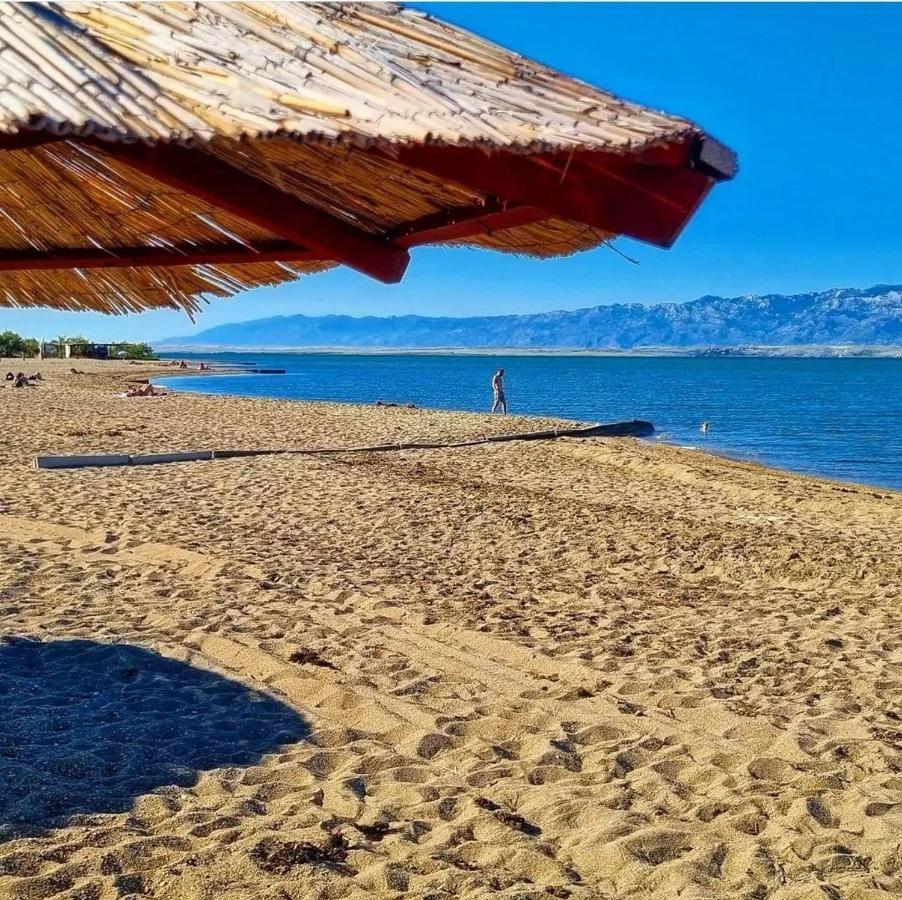 Holiday Home Aria Nin Zewnętrze zdjęcie
