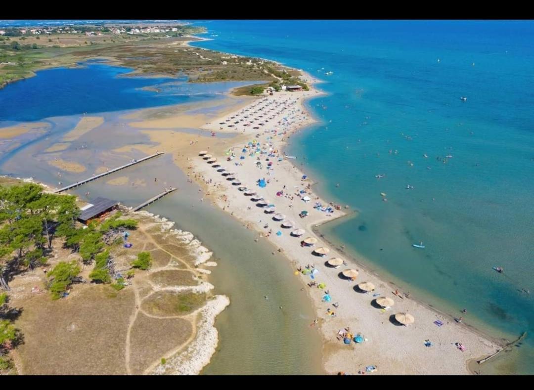 Holiday Home Aria Nin Zewnętrze zdjęcie