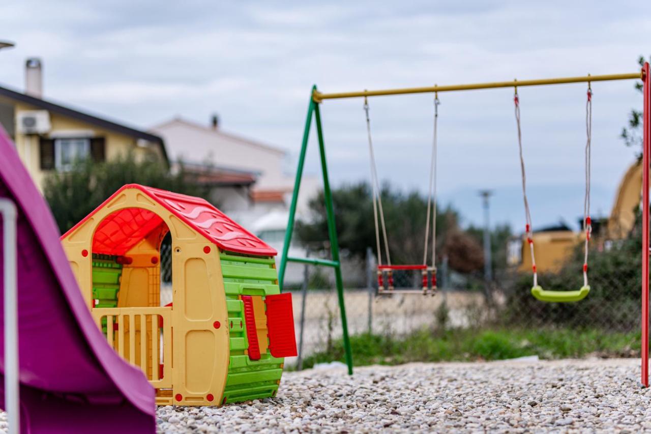 Holiday Home Aria Nin Zewnętrze zdjęcie