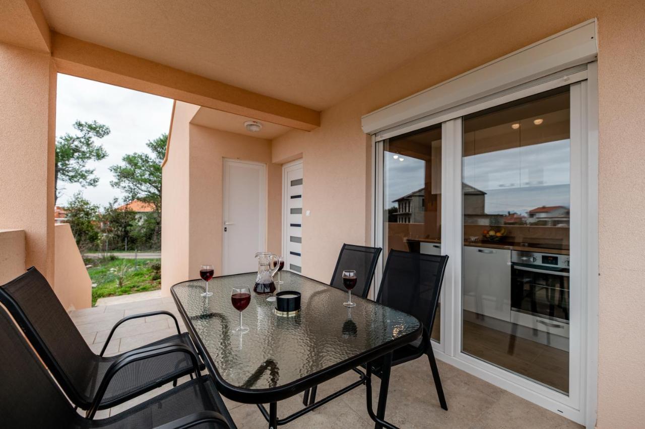 Holiday Home Aria Nin Zewnętrze zdjęcie