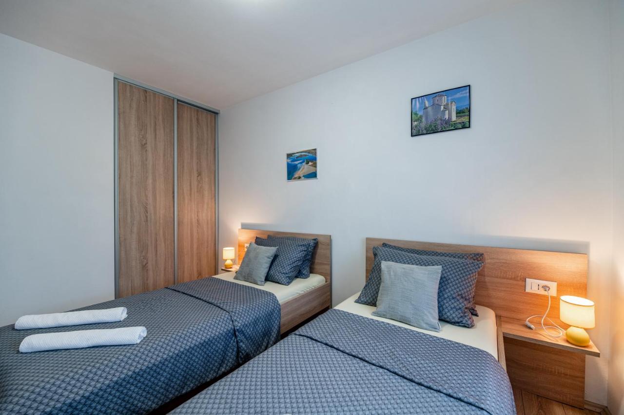 Holiday Home Aria Nin Zewnętrze zdjęcie