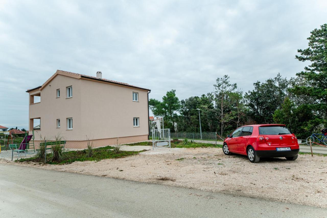 Holiday Home Aria Nin Zewnętrze zdjęcie