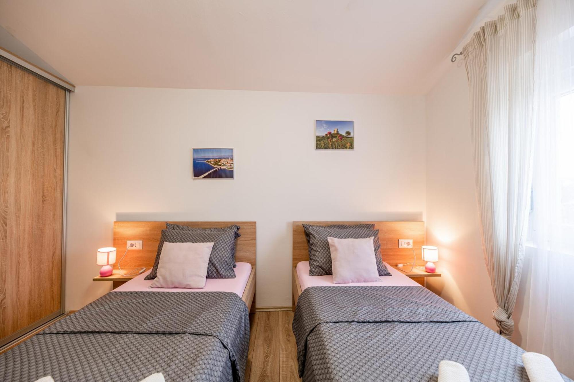 Holiday Home Aria Nin Zewnętrze zdjęcie